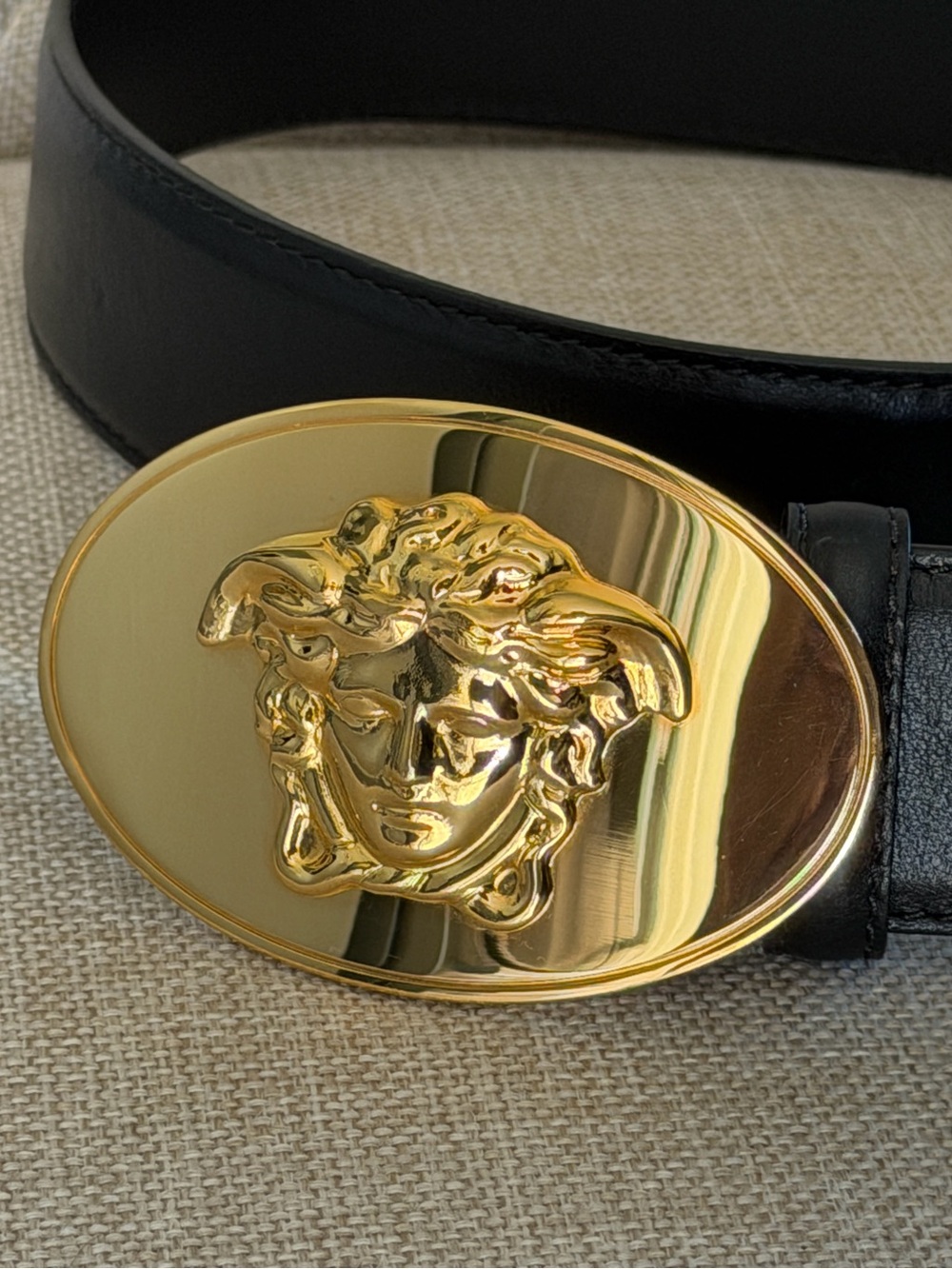 VERSACE Vintage Gold Oval Medusa Oversized Oval Medallion Leather Belt 80 32